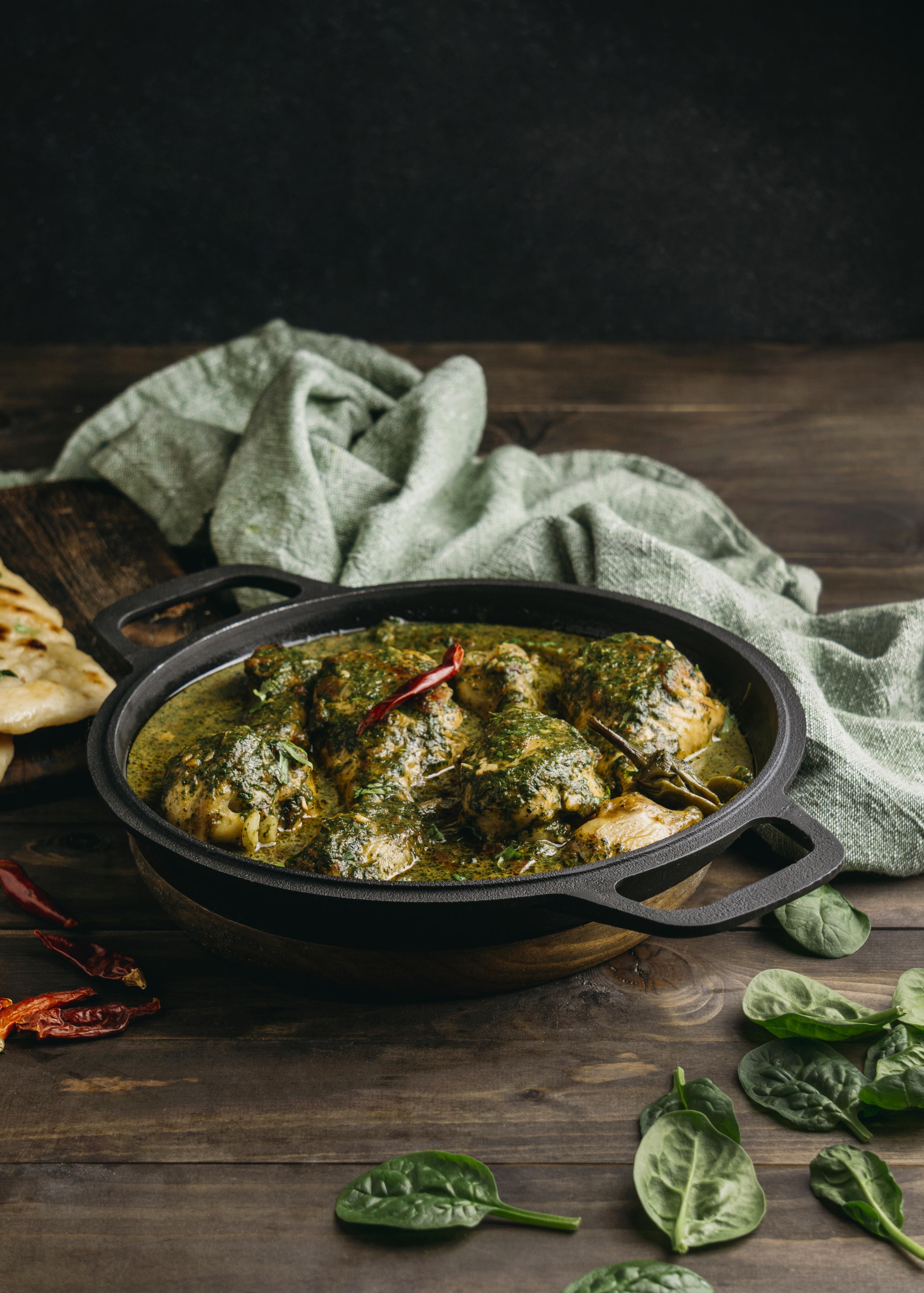 CHICKEN TIKKA SAAG